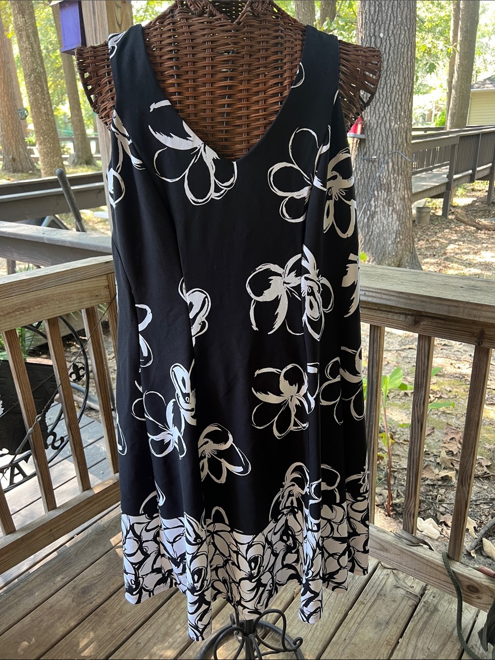 Sandra Darren Black Midi Dress with White Floral Print